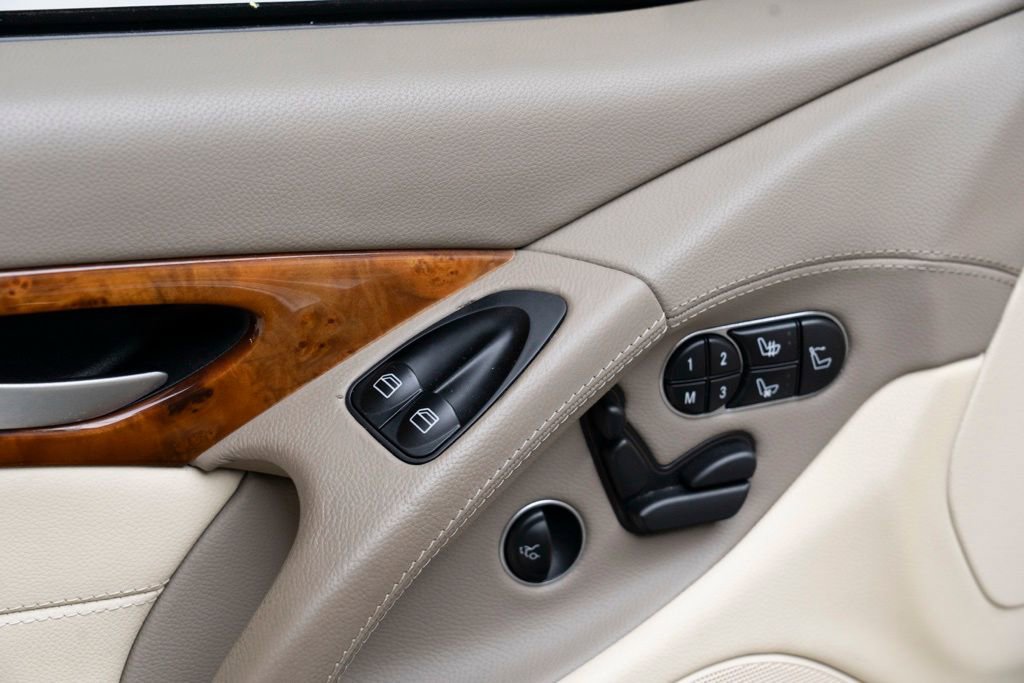 Used 2009 Mercedes-Benz SL 550 image 22
