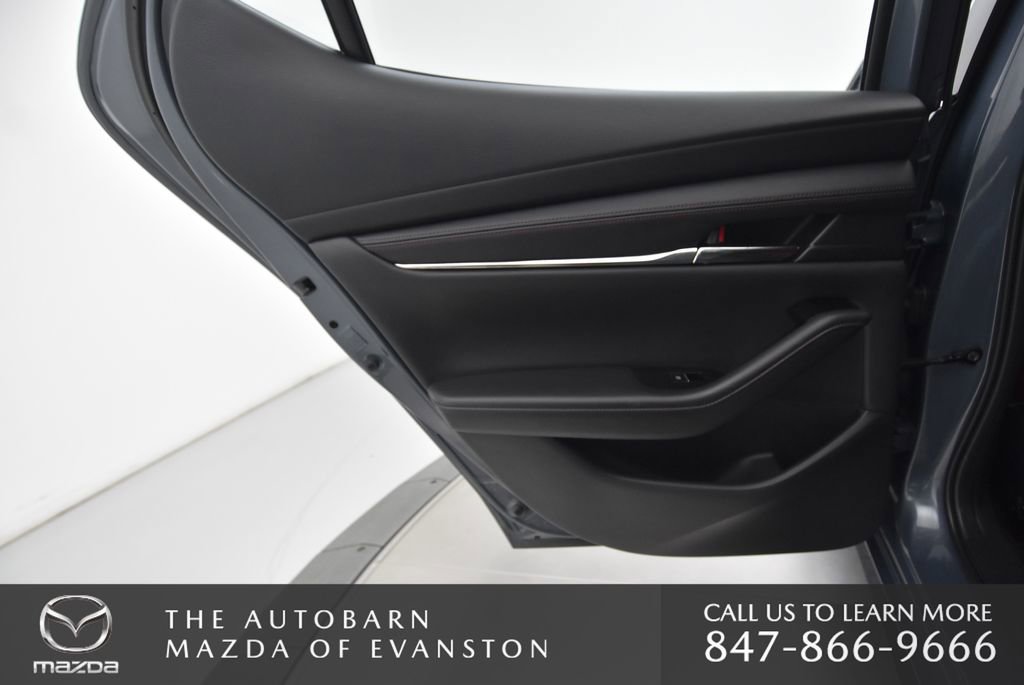 Used 2023 MAZDA MAZDA3 s FWD image 32