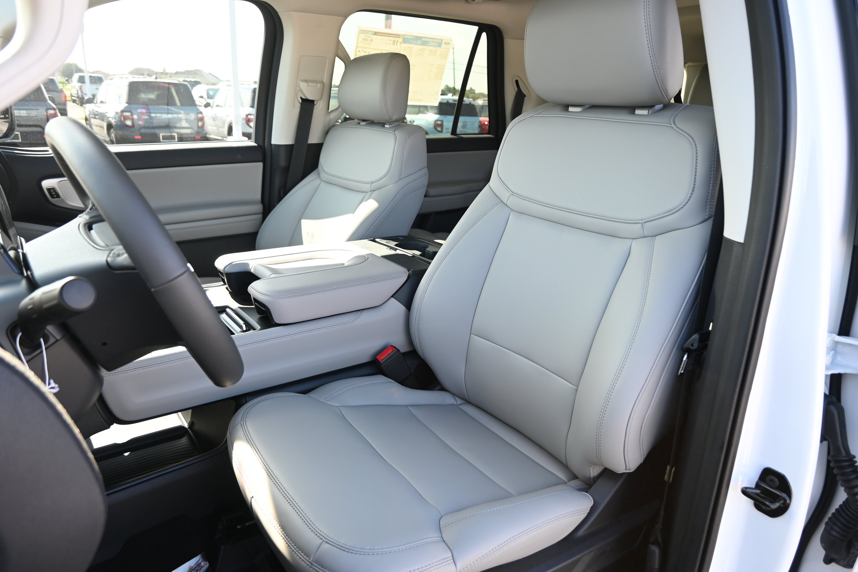 New 2027 Ford Expedition Max Active RWD image 31