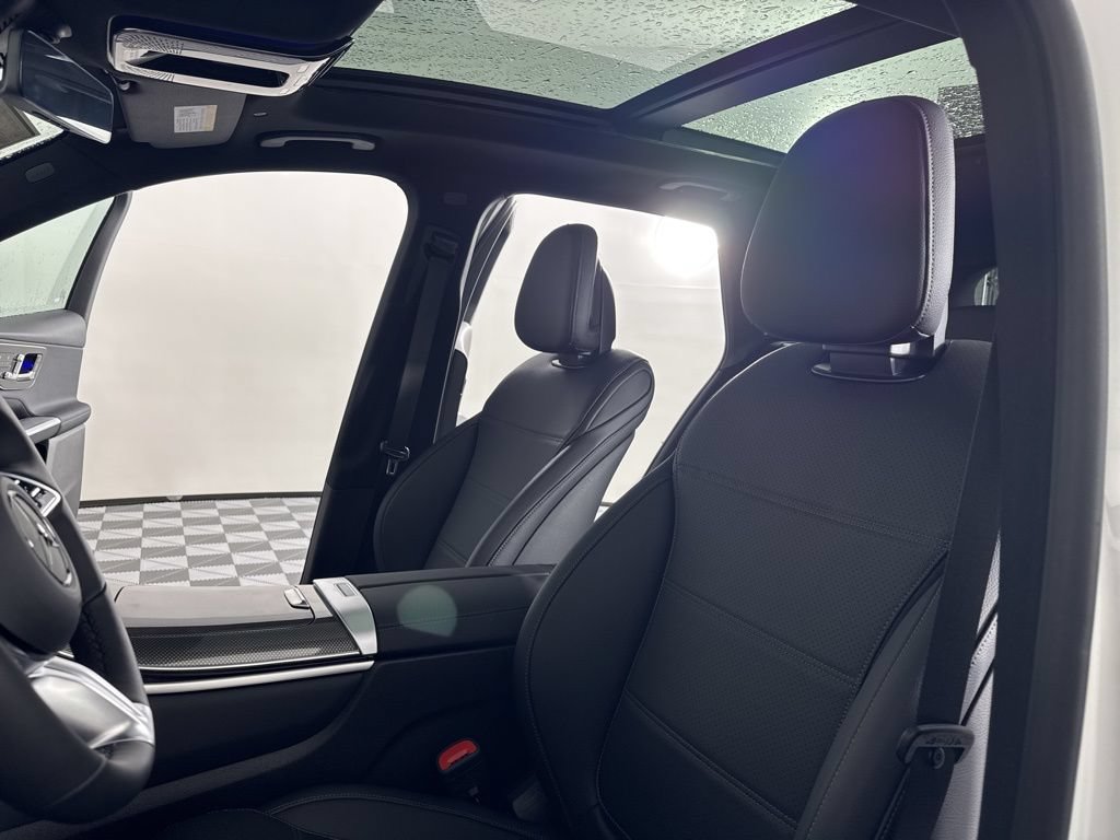 Certified 2026 Mercedes-Benz GLC 300 4MATIC image 19