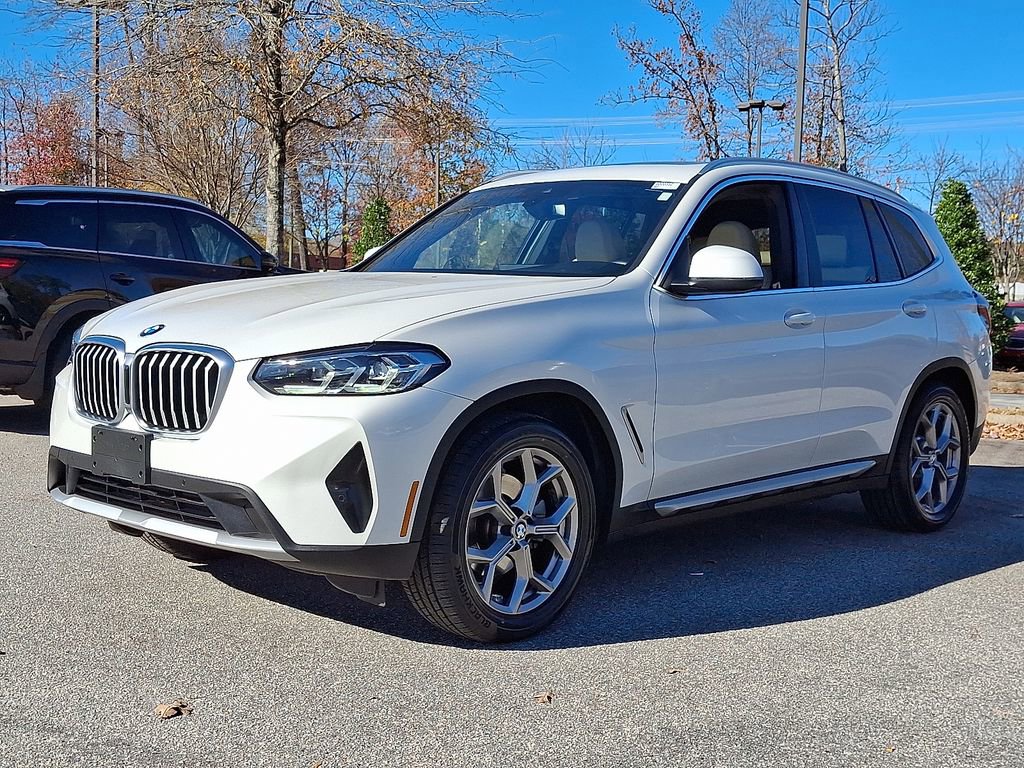 Used 2023 BMW X3 xDrive30i w/ Premium Package image 3