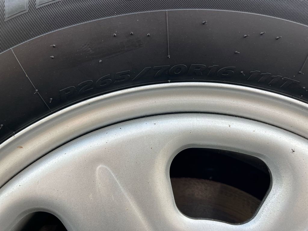 Used 2024 Nissan Frontier S w/ S Utility Package image 30