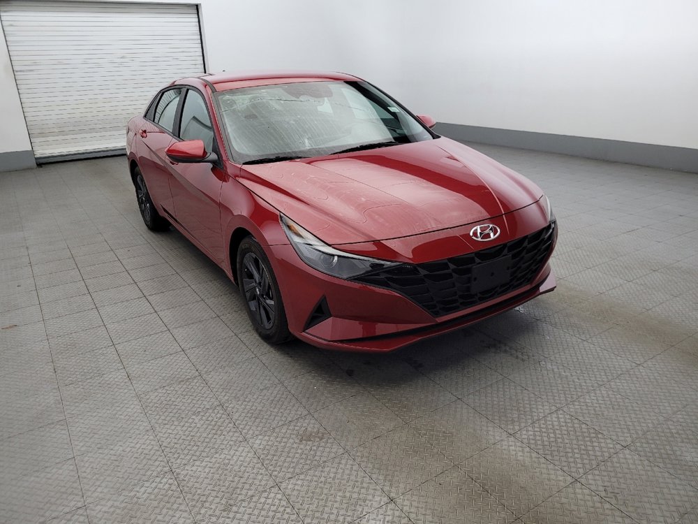 Used 2023 Hyundai Elantra SEL w/ Preferred Accessory Package image 13