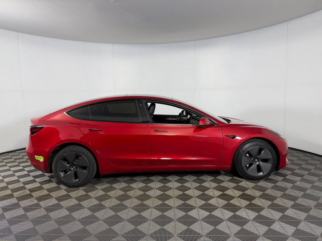 Used 2023 Tesla Model 3 Standard Range RWD image 2