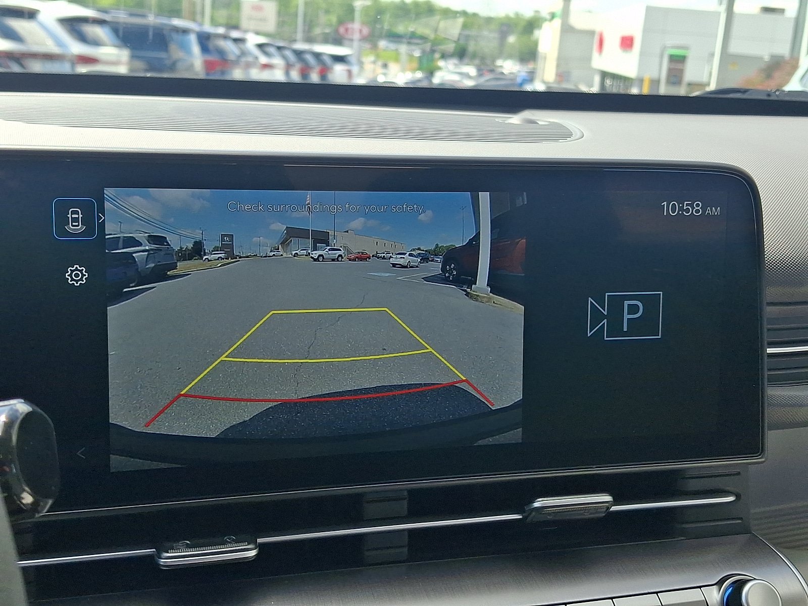Certified 2025 Hyundai Kona SE AWD/4WD image 18