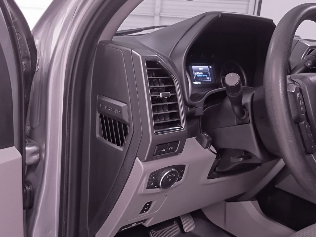Used 2020 Ford F250 XLT w/ XLT Premium Package image 18