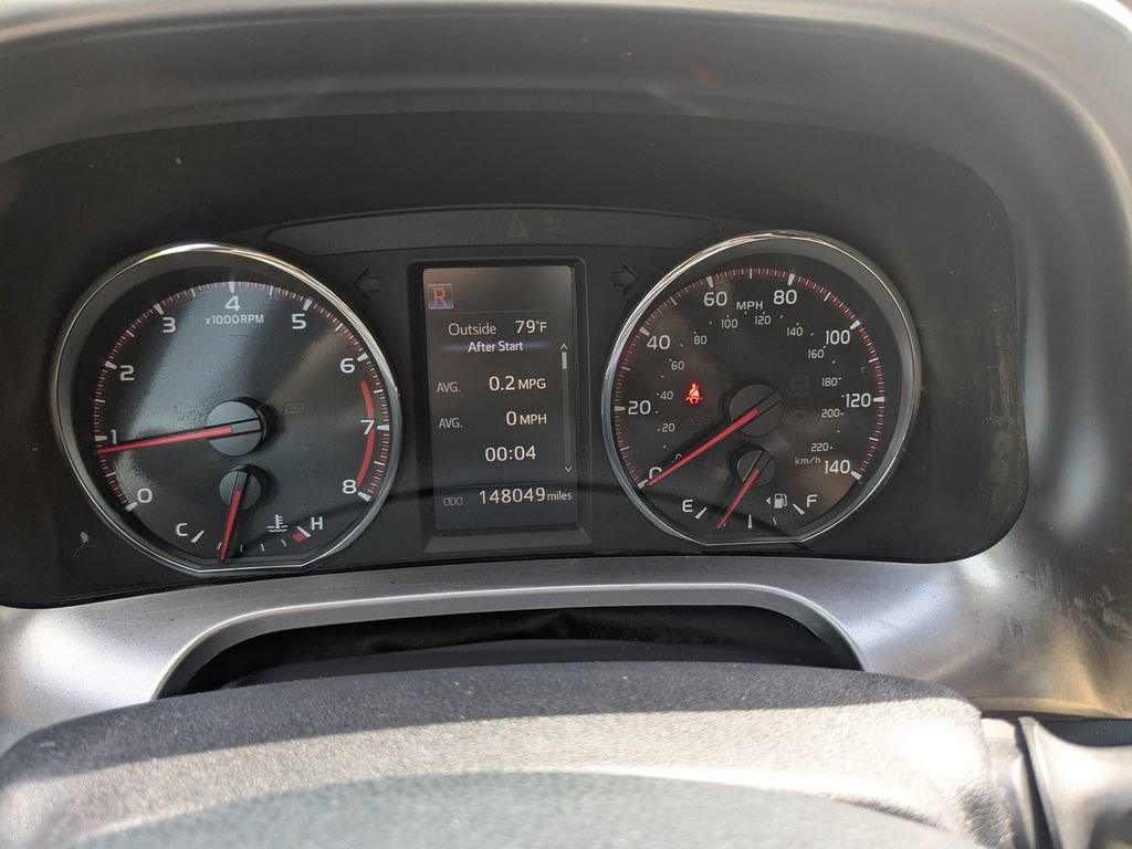 Used 2018 Toyota RAV4 SE w/ Power Extra Value Package image 30