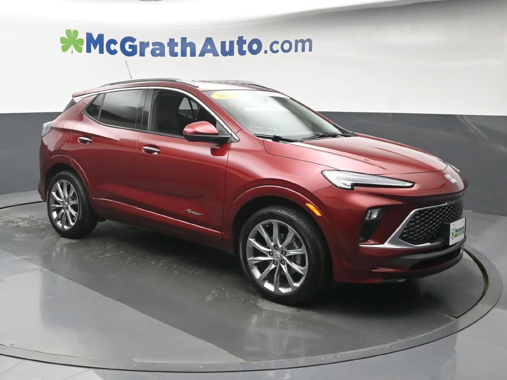 Used 2024 Buick Encore GX Avenir w/ Avenir Convenience Package AWD/4WD image 2