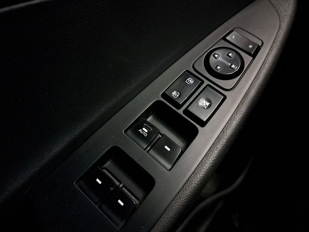 Used 2017 Hyundai Tucson Night image 26