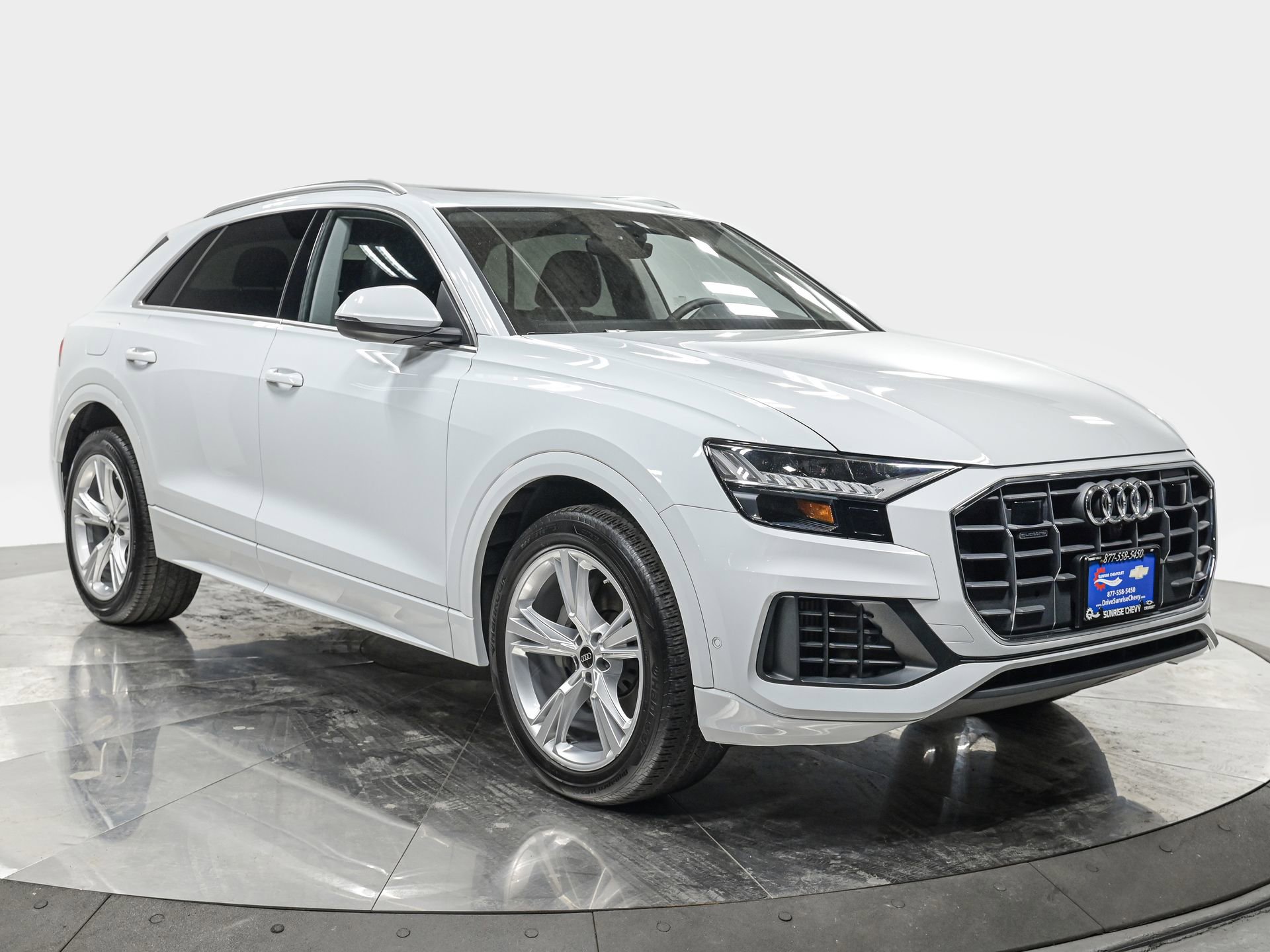 Used 2023 Audi Q8 Premium w/ Convenience Package AWD/4WD image 9
