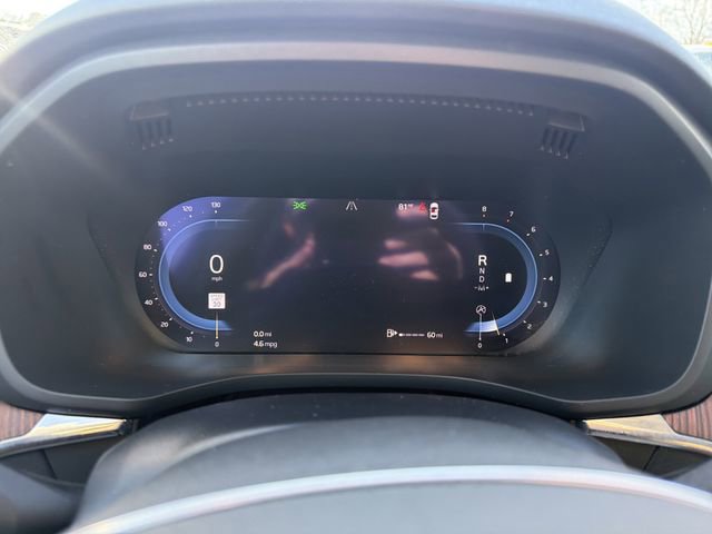 Used 2023 Volvo XC60 B5 Plus image 30