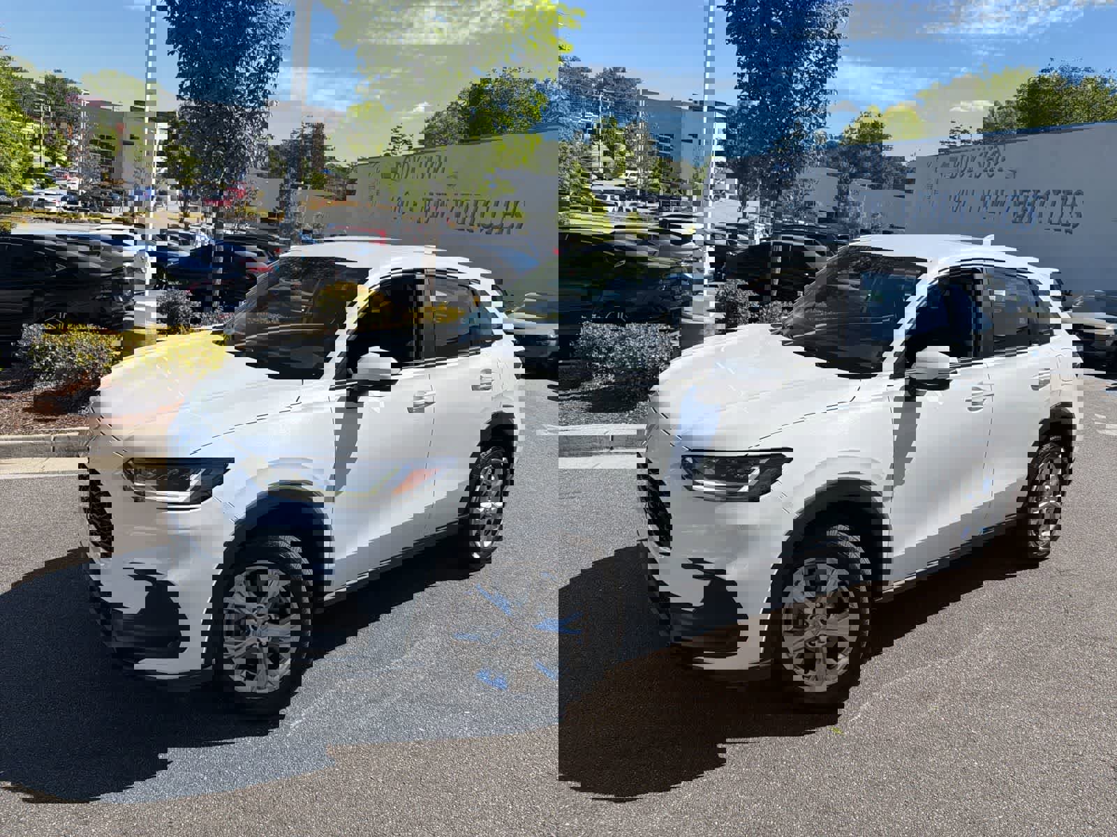 Used 2023 Honda HR-V LX image 4