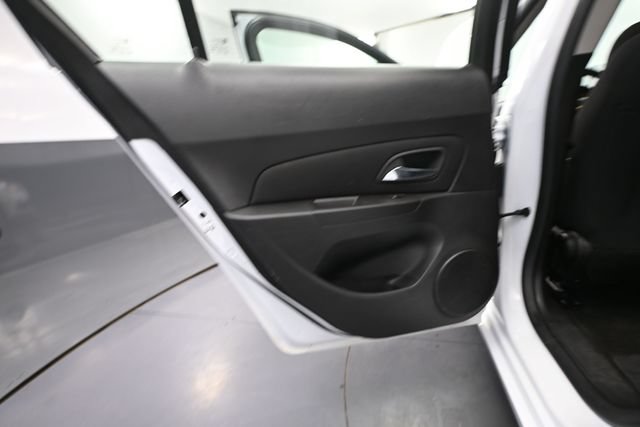 Used 2016 Chevrolet Cruze LT FWD image 30