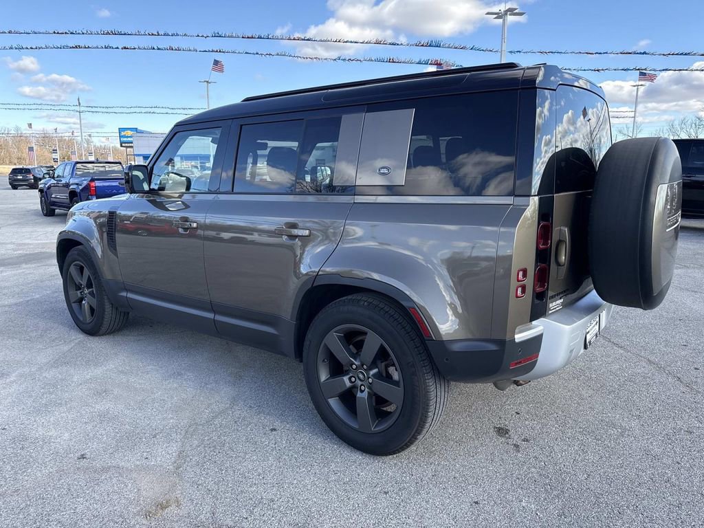 Used 2020 Land Rover Defender 110 SE image 3