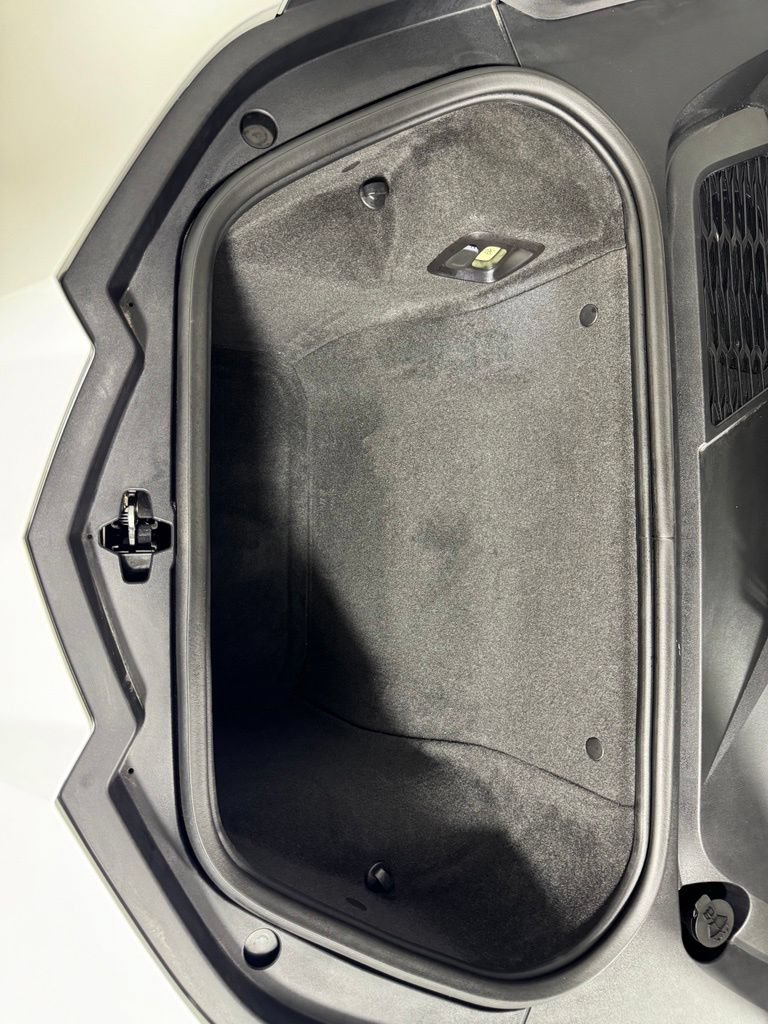 Used 2025 Chevrolet Corvette Stingray Premium Cpe RWD image 12