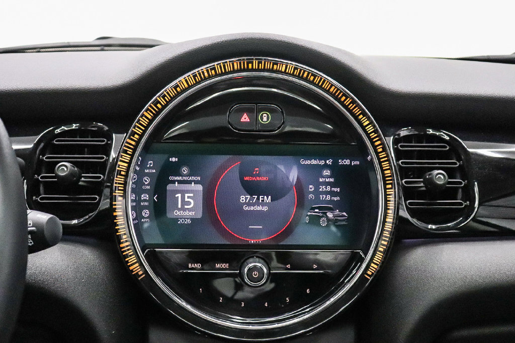 Used 2023 MINI Cooper 2-Door Hardtop FWD image 18