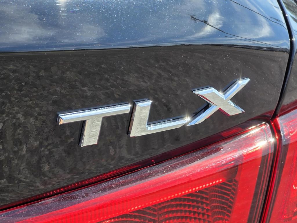 Used 2018 Acura TLX V6 SH-AWD w/ Technology Pkg image 32