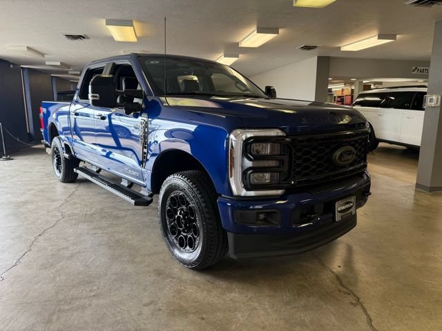 New 2026 Ford F250 Lariat w/ Black Appearance Package AWD/4WD image 8