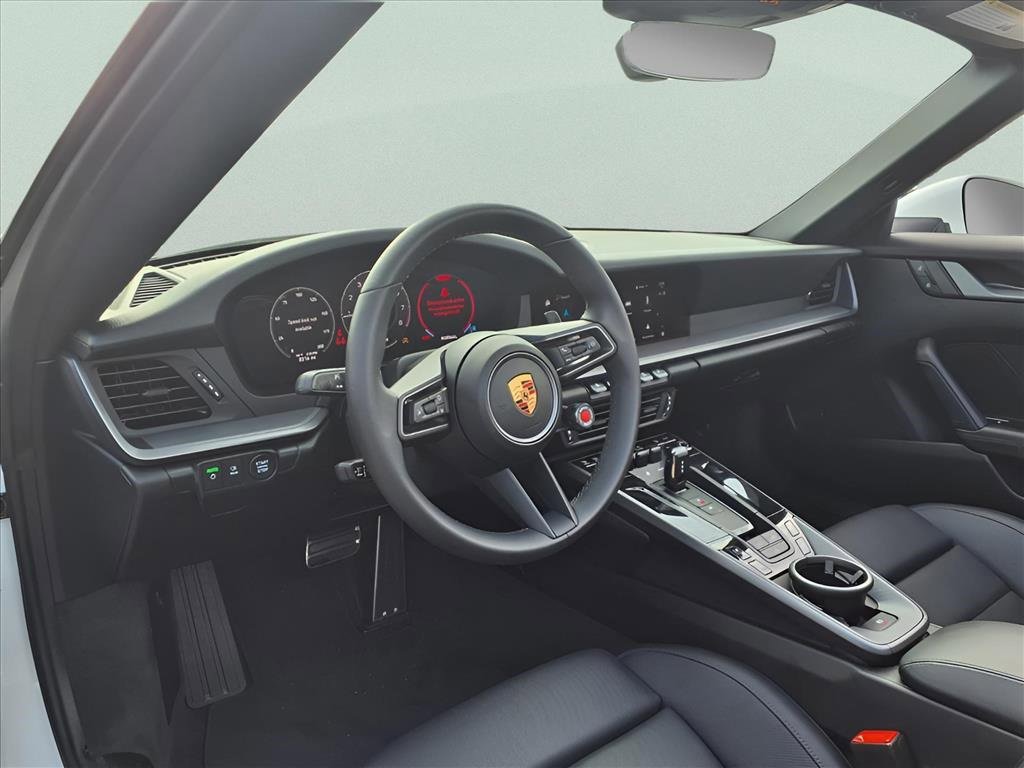 Used 2025 Porsche 911 Carrera RWD image 33