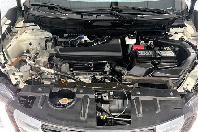 Used 2019 Nissan Rogue S FWD image 36