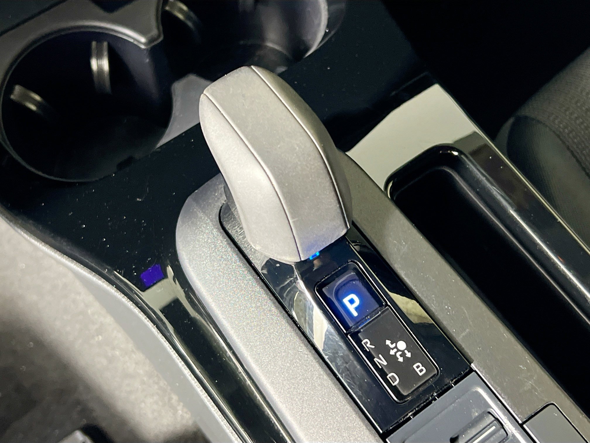 Used 2023 Toyota Prius LE FWD image 24