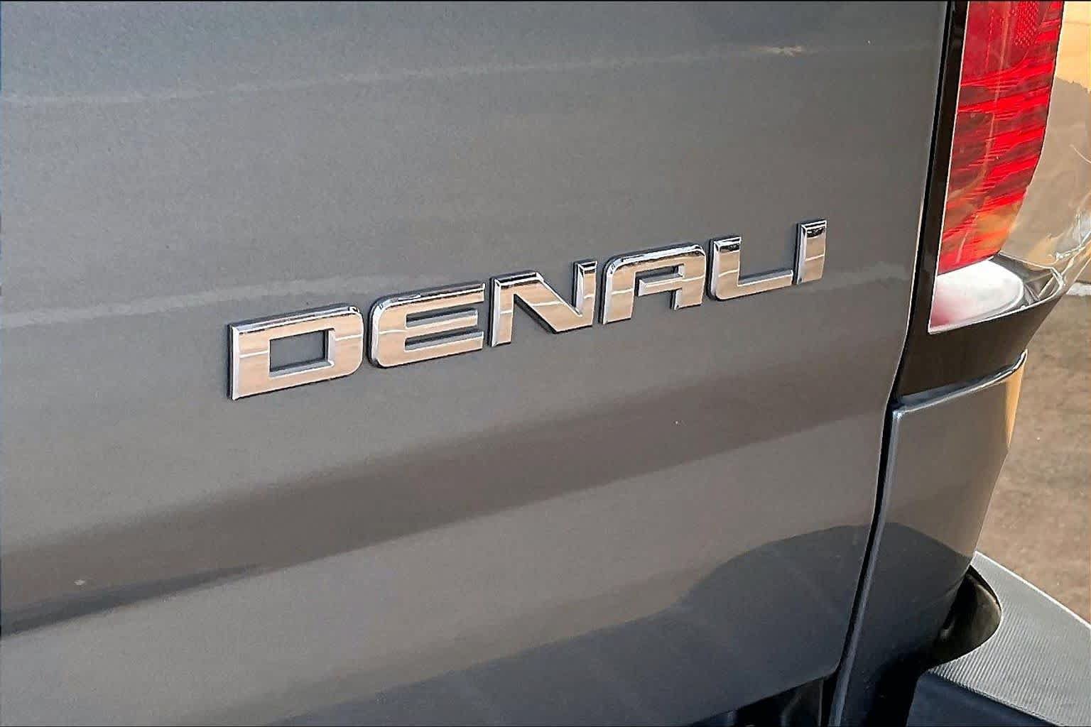 Used 2020 GMC Canyon Denali AWD/4WD image 10