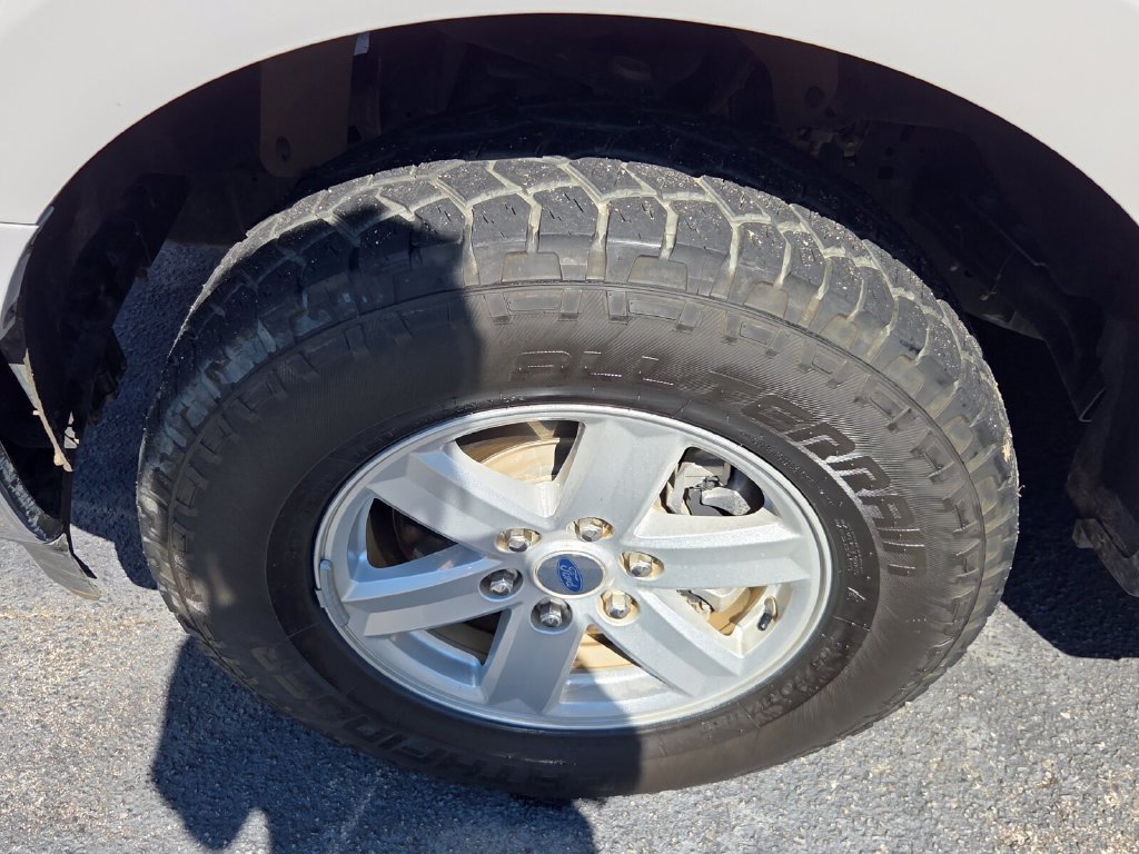 Used 2022 Ford F150 XLT w/ Equipment Group 301A Mid AWD/4WD image 3