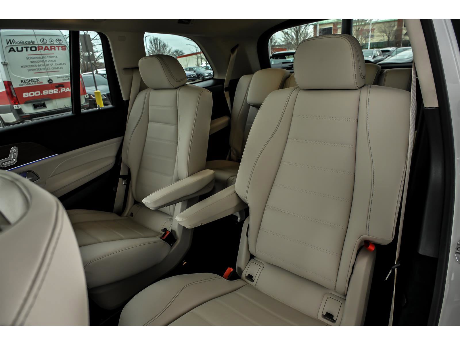 New 2026 Mercedes-Benz GLS 450 4MATIC image 9