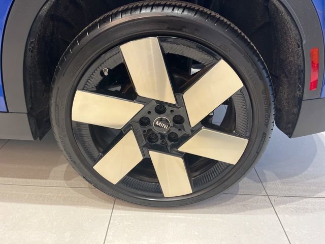 Used 2025 MINI Cooper Countryman S w/ Comfort Package Max image 33