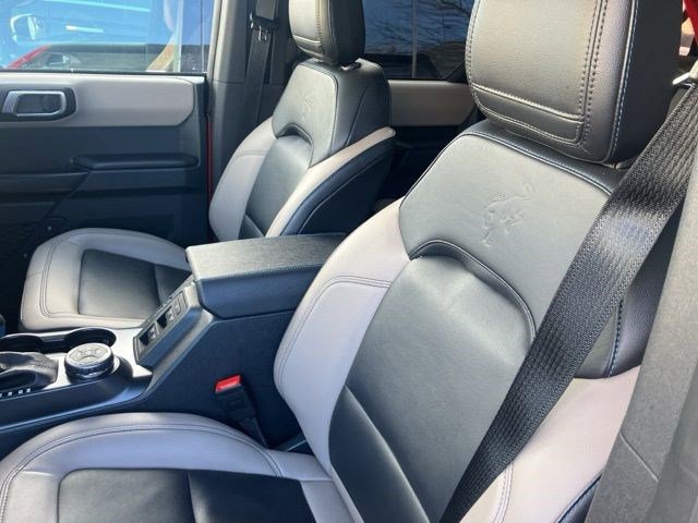 Used 2024 Ford Bronco Wildtrak image 12