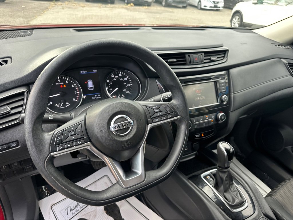 Used 2019 Nissan Rogue S image 26