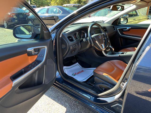 Used 2014 Volvo S60 T5 FWD image 8