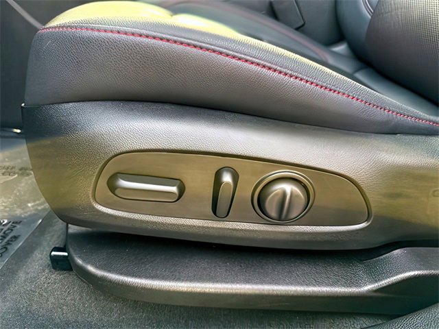 Used 2023 Chevrolet Blazer RS w/ Driver Confidence II Package image 20