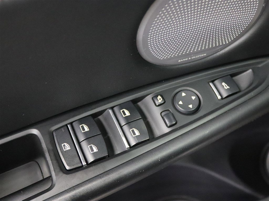 Used 2019 BMW X6 M w/ Executive Package image 36