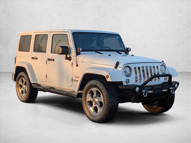 Used 2017 Jeep Wrangler Unlimited Sahara image 3