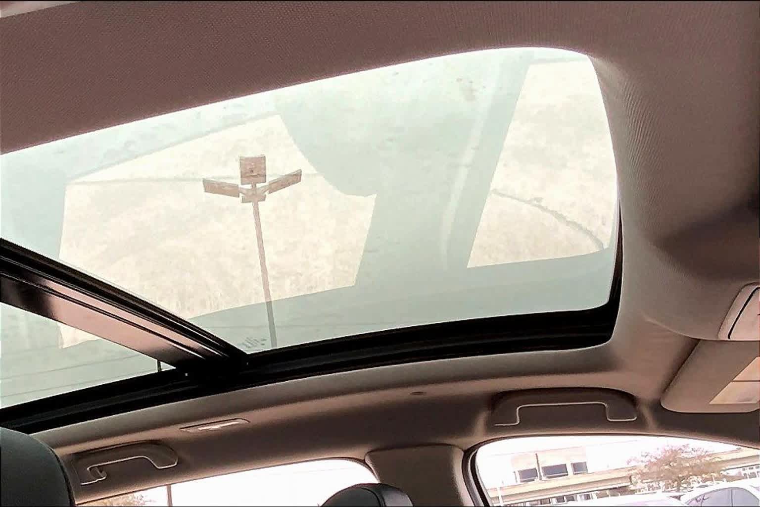 Used 2024 Acura MDX FWD image 13