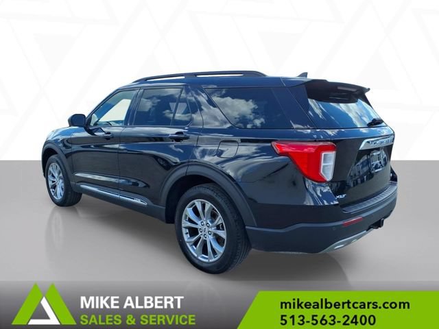 Used 2023 Ford Explorer XLT w/ Equipment Group 202A AWD/4WD image 5
