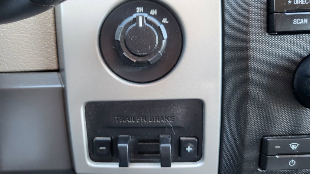 Used 2010 Ford F150 XLT image 34