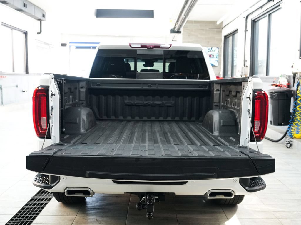 Used 2023 GMC Sierra 1500 Denali w/ Denali Reserve Package AWD/4WD image 37