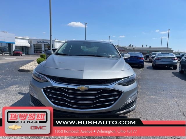 Used 2024 Chevrolet Malibu LT FWD image 2