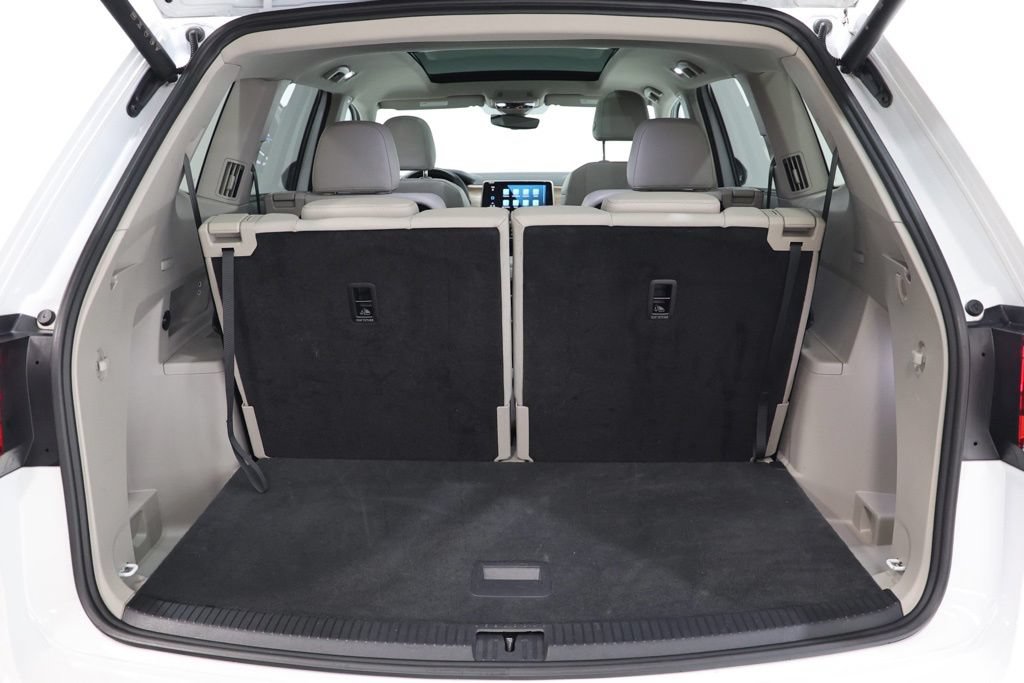 Used 2025 Volkswagen Atlas SE FWD image 33