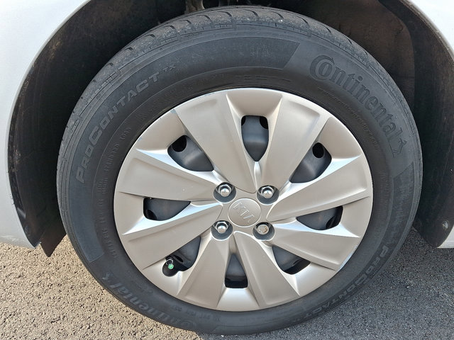 Used 2020 Kia Rio S image 9