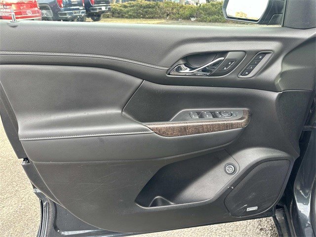 Used 2023 GMC Acadia Denali w/ Denali Technology Package image 19