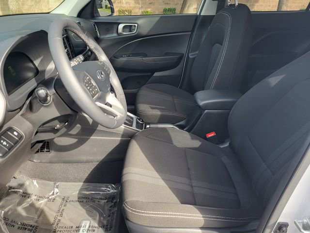 Certified 2024 Hyundai Venue SEL image 13