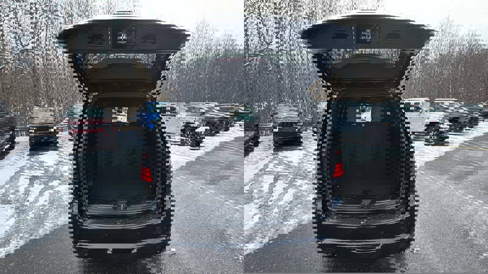 Used 2023 Dodge Durango R/T image 35