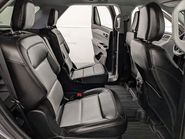 Certified 2024 Ford Explorer XLT w/ Equipment Group 202A RWD image 23