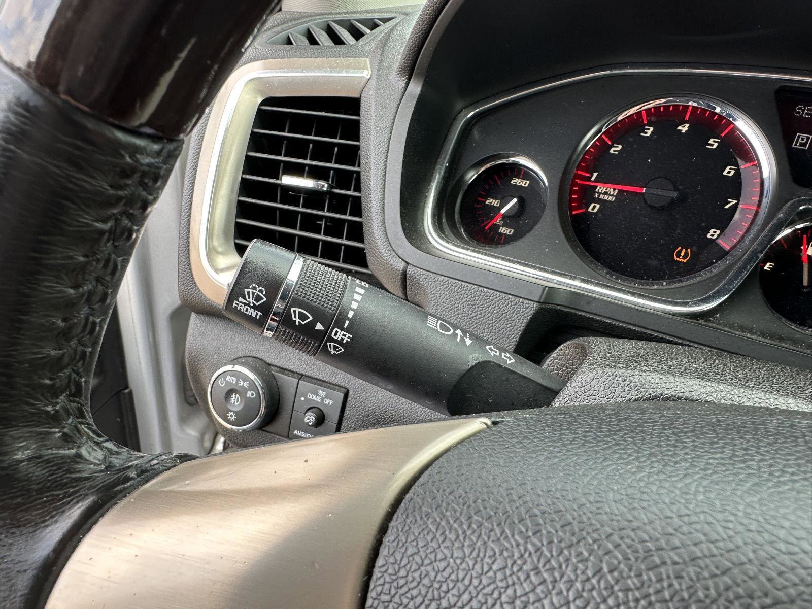 Used 2016 GMC Acadia Denali AWD/4WD image 26