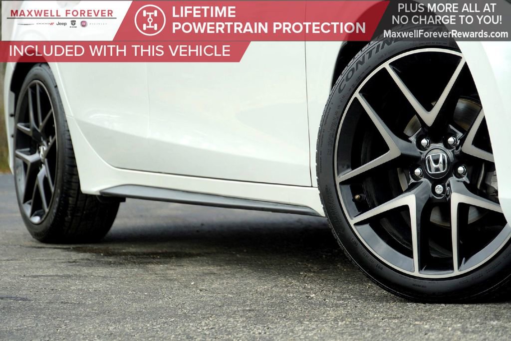 Used 2023 Honda Civic Sport Touring image 4