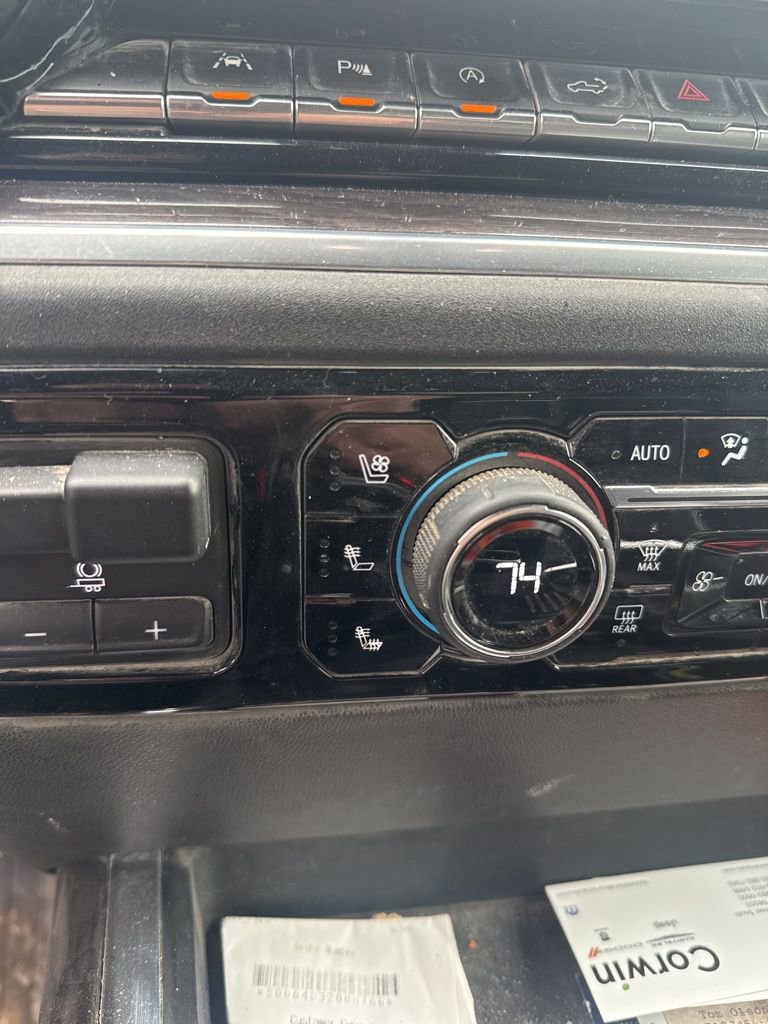 Used 2023 Chevrolet Silverado 1500 LTZ image 24