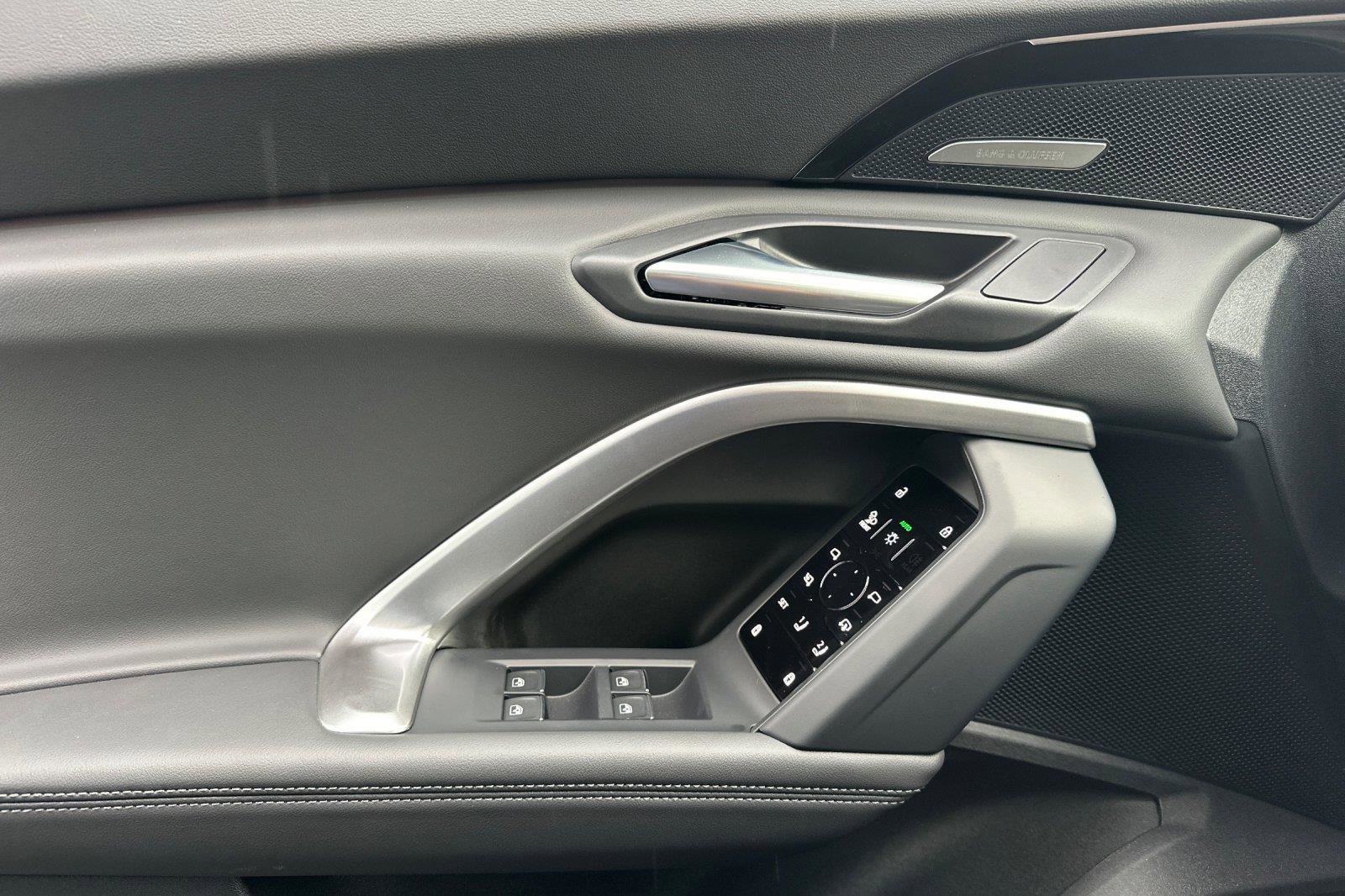 New 2025 Audi Q5 Premium Plus image 10